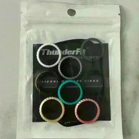 Colorful Silicone Rings Women’s 8 Thin Braided Wedding Bands Jewelery Set of 8 - Picture 1 of 3